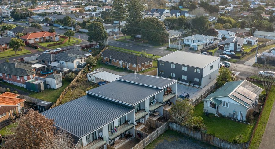  at 74 Metcalfe Road, Ranui, Waitakere City, Auckland