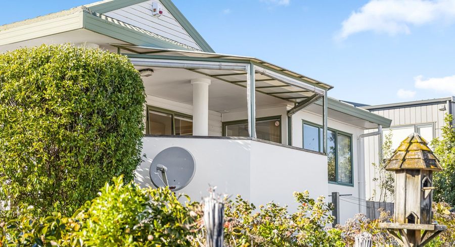  at 6 Palmgreen Court, Stanmore Bay, Rodney, Auckland