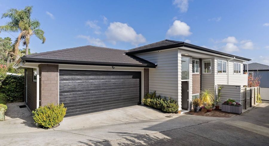  at 780 East Coast Road, Pinehill, North Shore City, Auckland