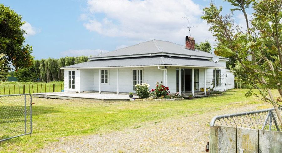 at 194 Kaimoe Road, Patutahi, Gisborne