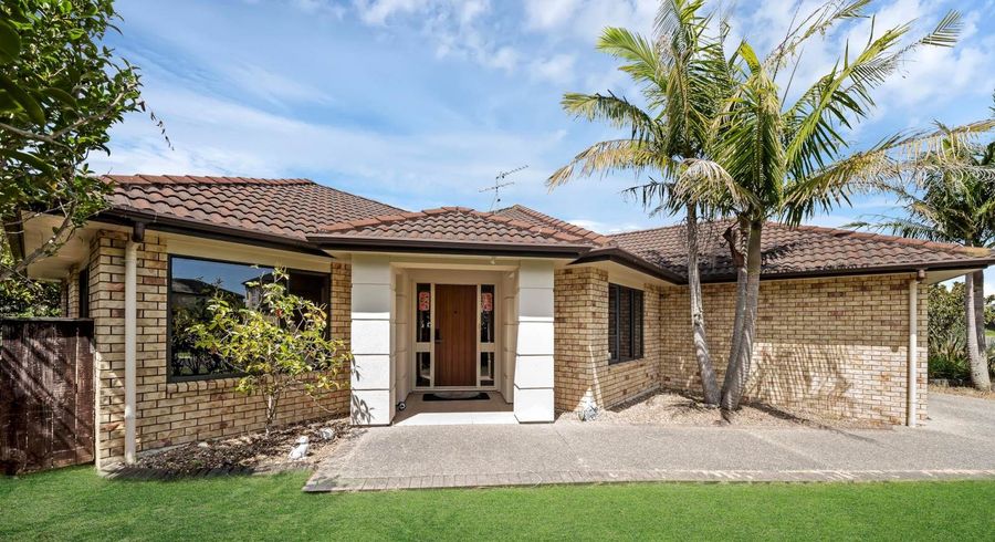  at 4 Pennygale Close, Flat Bush, Manukau City, Auckland