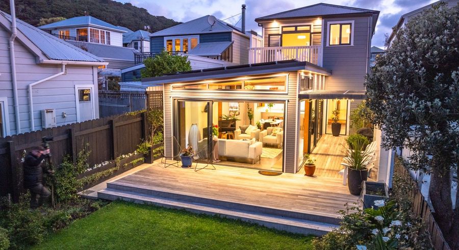  at 35 Queen Street, Mount Victoria, Wellington, Wellington