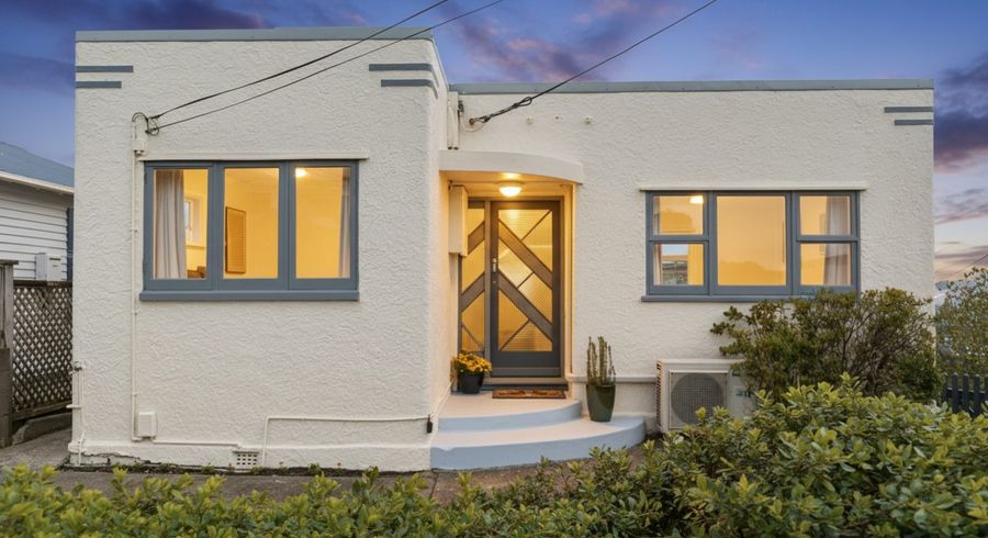  at 90 Farnham Street, Mornington, Wellington, Wellington