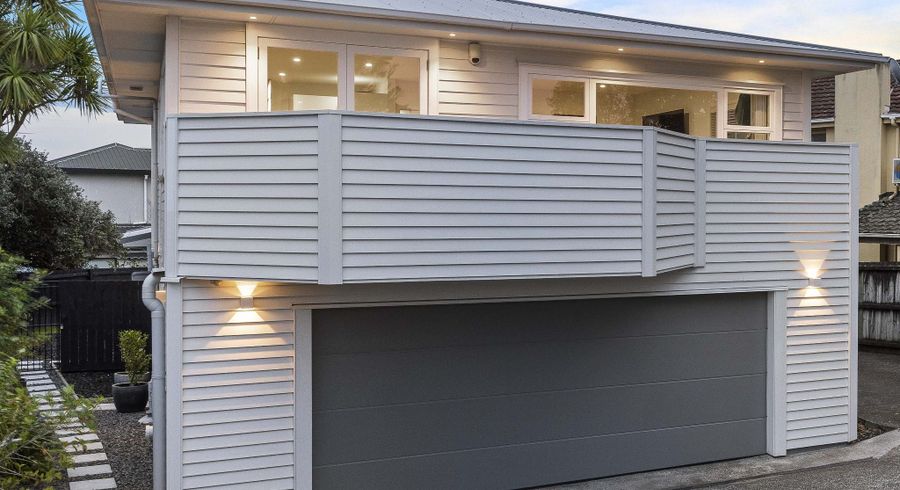  at 1/556 East Coast Road, Windsor Park, Auckland