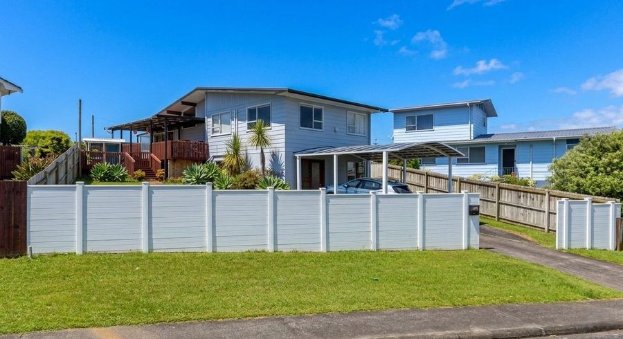  at 49 Rosewarne Crescent, Glendene, Waitakere City, Auckland