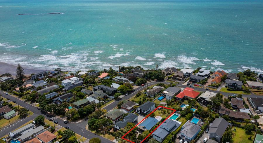  at 23 Rothesay Bay Road, Rothesay Bay, Auckland