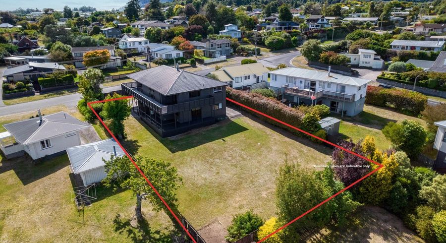  at 19 Ingle Avenue, Waipahihi, Taupo