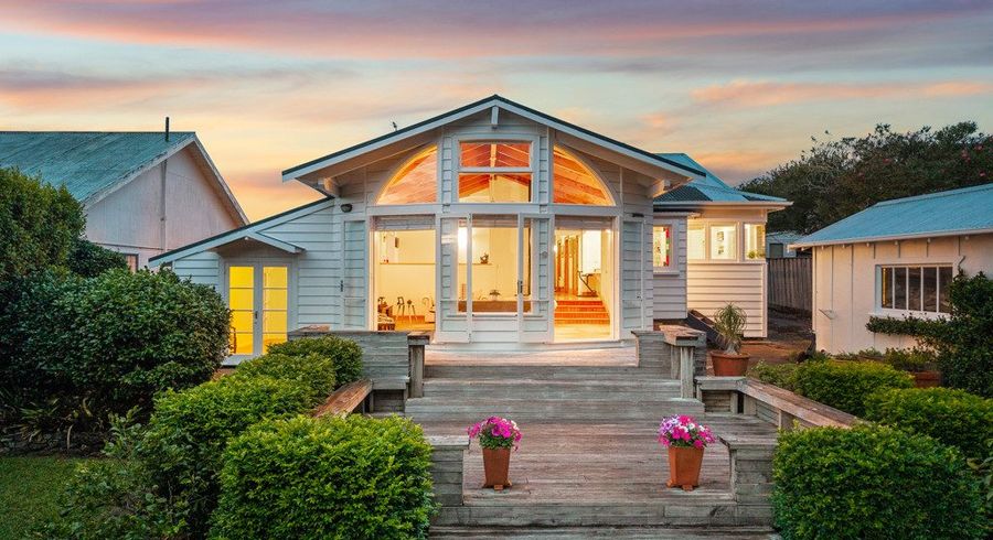  at 46 Mountain View Road, Western Springs, Auckland City, Auckland