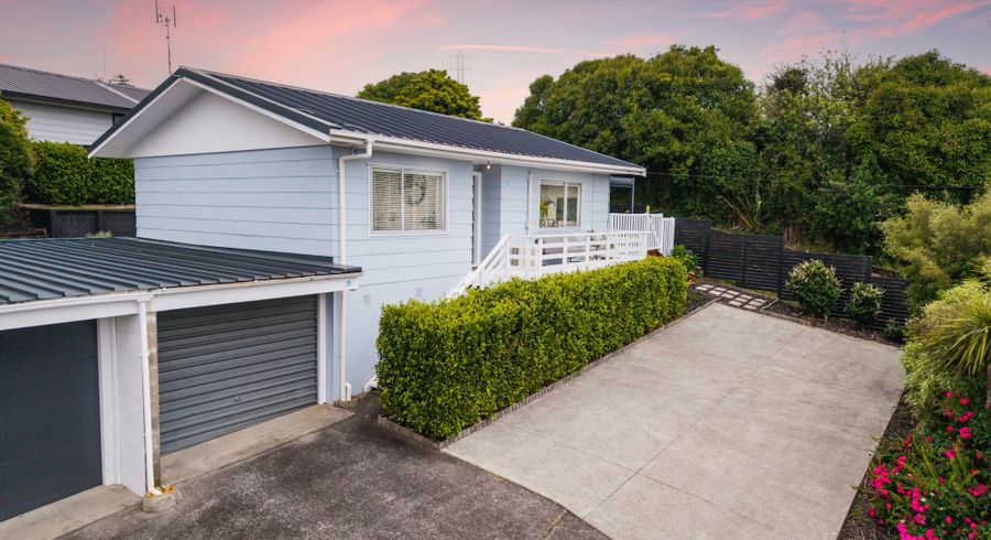  at 1/321 Triangle Road, Massey, Waitakere City, Auckland