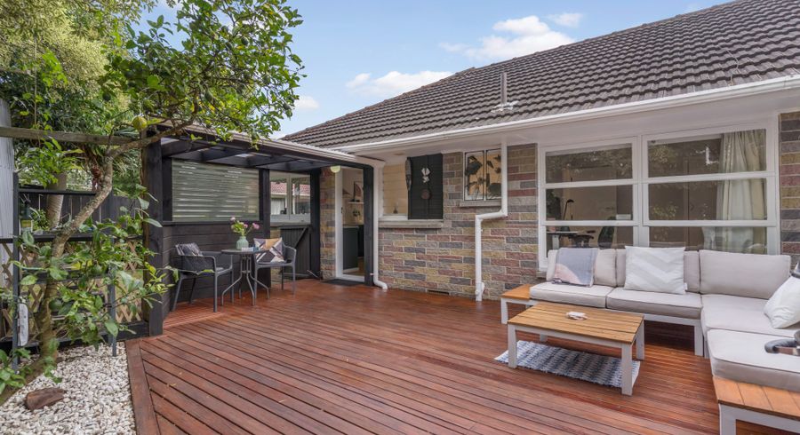  at 2/11 Lenihan Street, Northcote, North Shore City, Auckland