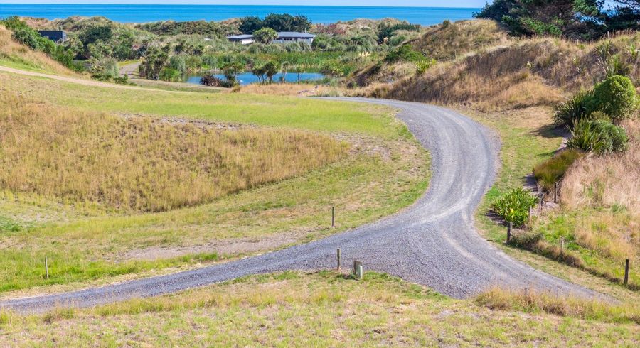  at 55 Reay Mackay Grove, Waikawa Beach