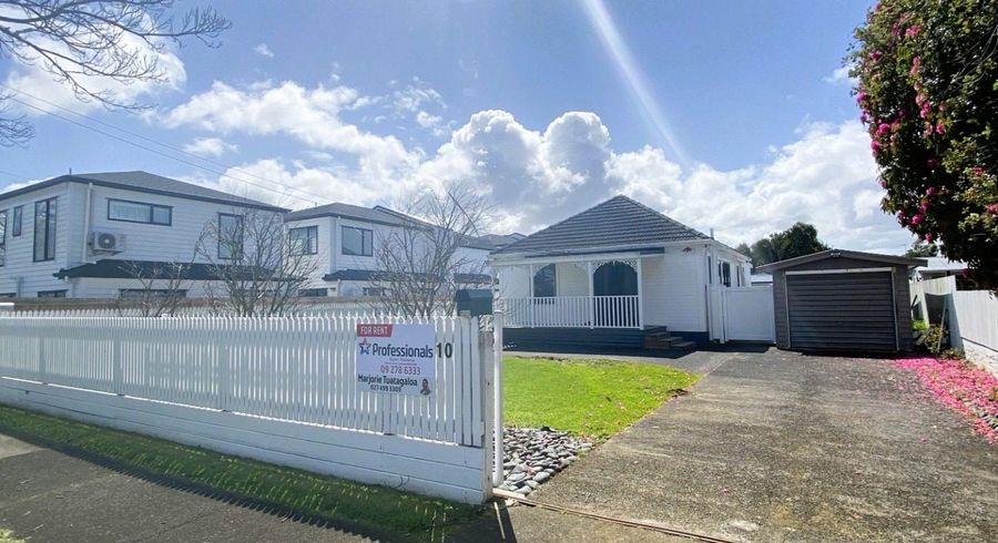  at 1/10 Avis Avenue, Papatoetoe, Manukau City, Auckland