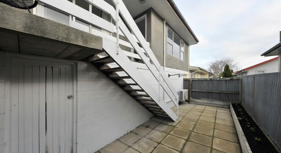  at 2/41 Wrights Road, Addington, Christchurch