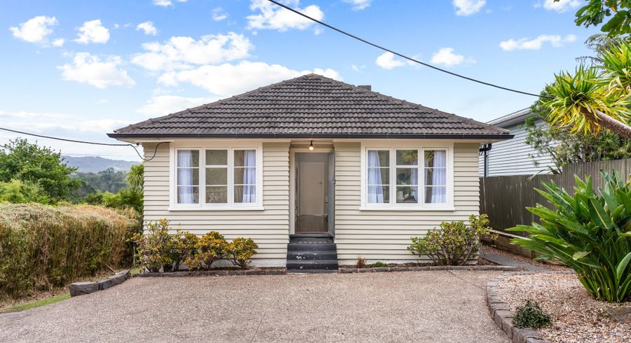  at 31 Phillip Avenue, Glen Eden, Waitakere City, Auckland