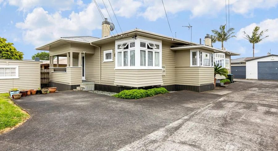  at 2/5 Hazel Avenue, Mount Roskill, Auckland City, Auckland