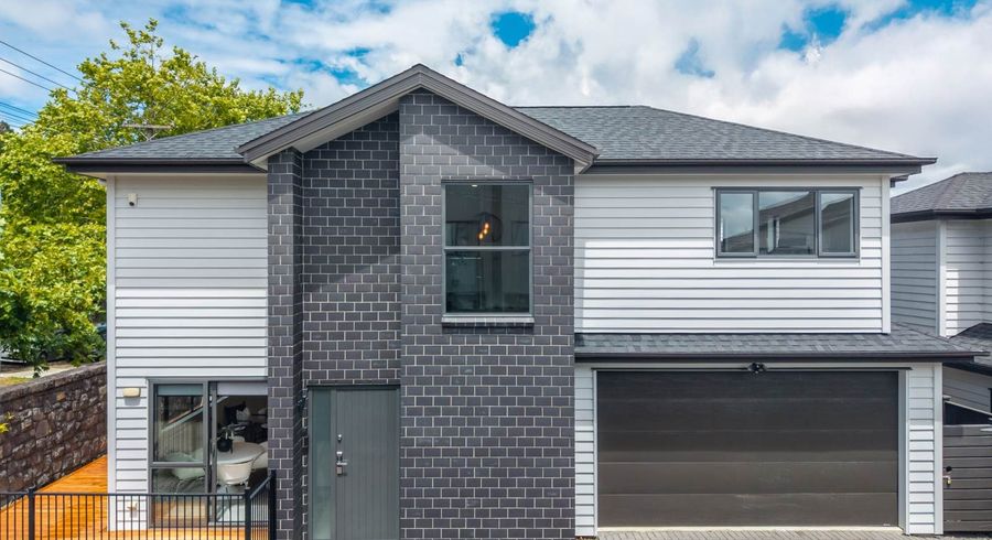  at 61 Seabrook Avenue, New Lynn, Waitakere City, Auckland