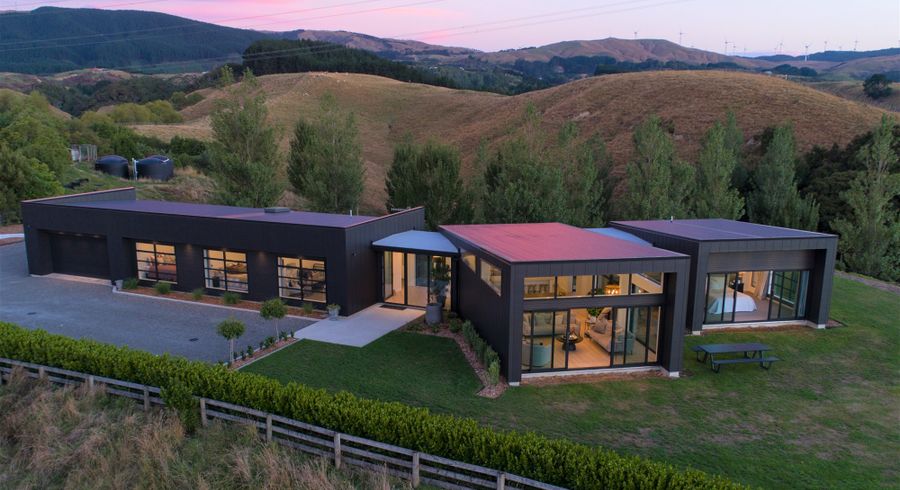  at 84 Kingsdale Park Drive, Palmerston North