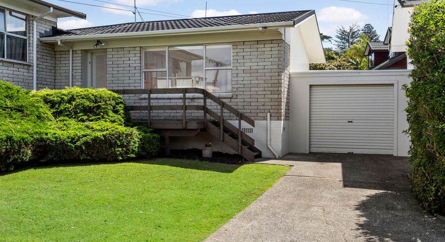  at 2/3 Fifeshire Street, Belmont, Auckland
