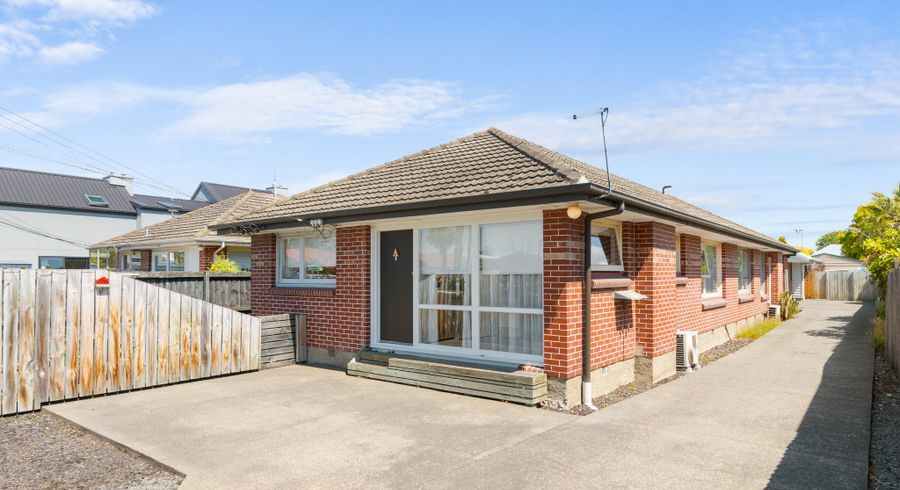  at 1/27 Hills Road, Edgeware, Christchurch