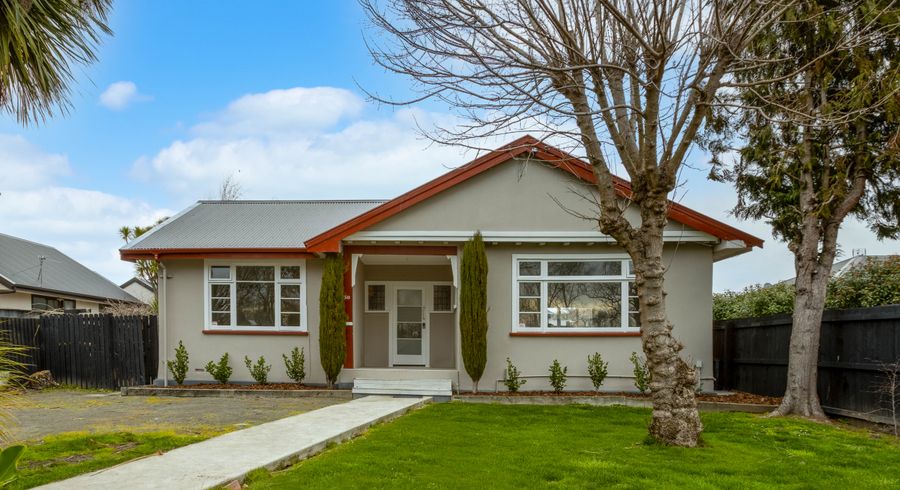  at 30 Edward Avenue, Edgeware, Christchurch