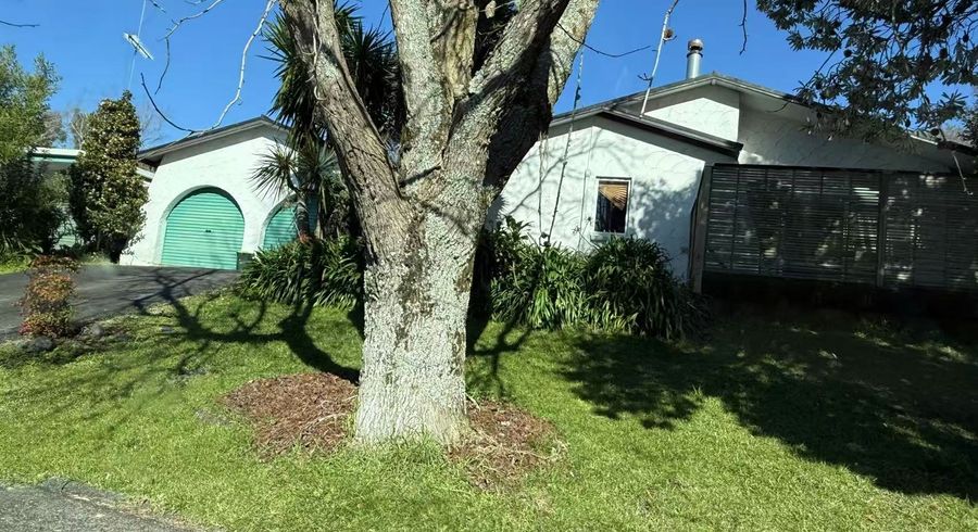  at 40 Stapleford Cres, Browns Bay, North Shore City, Auckland