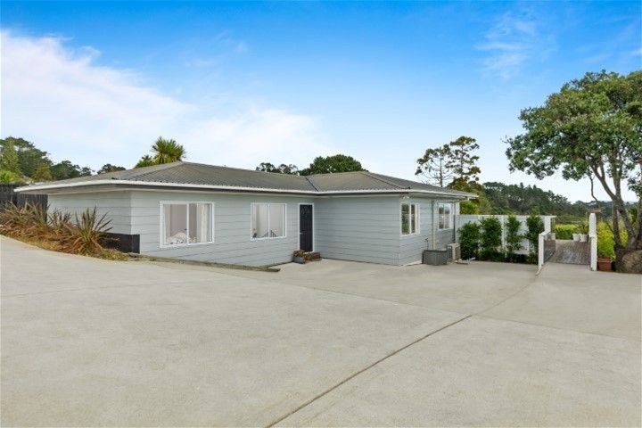 at 156 Albany Highway, Greenhithe, Auckland