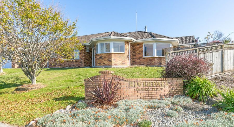  at 2 Munro Place, Flagstaff, Hamilton