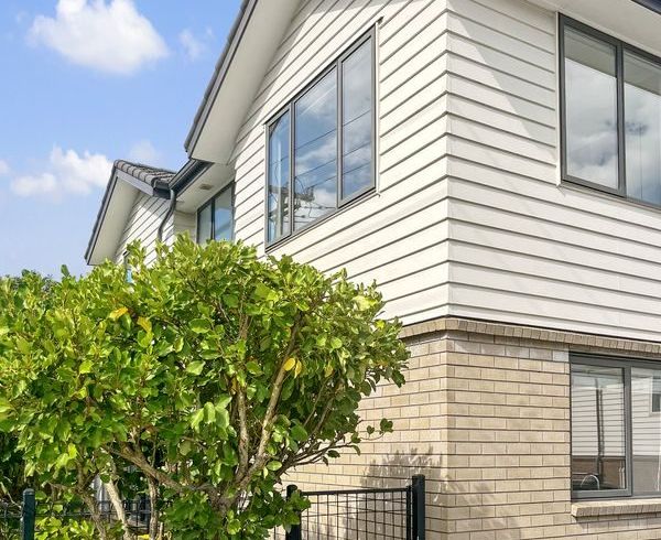  at 2 Akeake Lane, Manurewa, Manukau City, Auckland