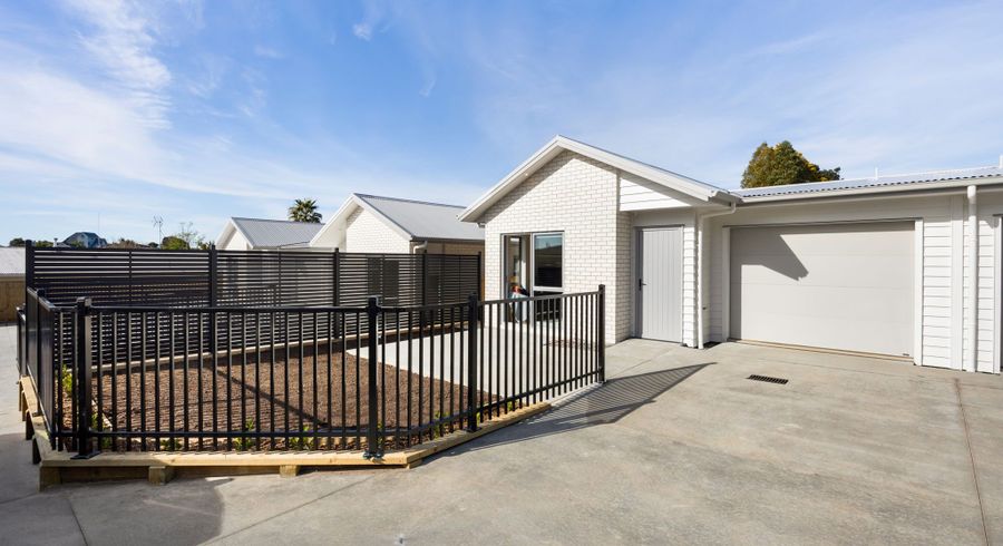  at 2/78 Newcastle Road, Dinsdale, Hamilton, Waikato