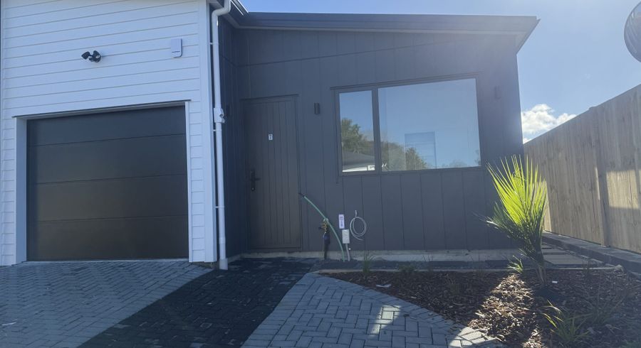  at 6/25 Hutchinson Avenue, New Lynn, Waitakere City, Auckland