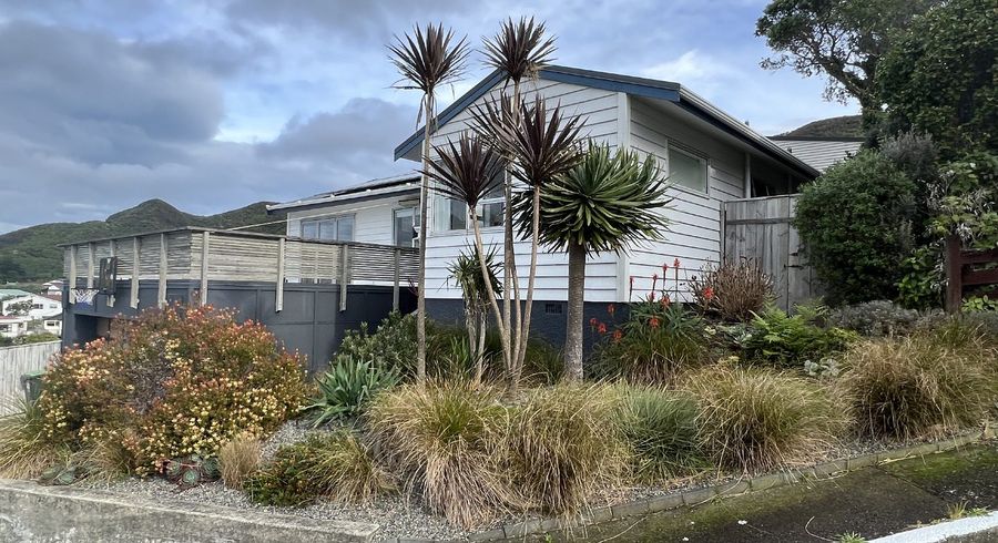  at 12 Buxton Avenue, Karori, Wellington, Wellington