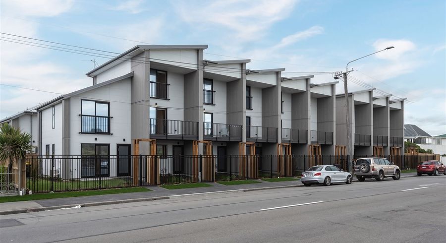  at 1/180 Marine Parade, New Brighton, Christchurch