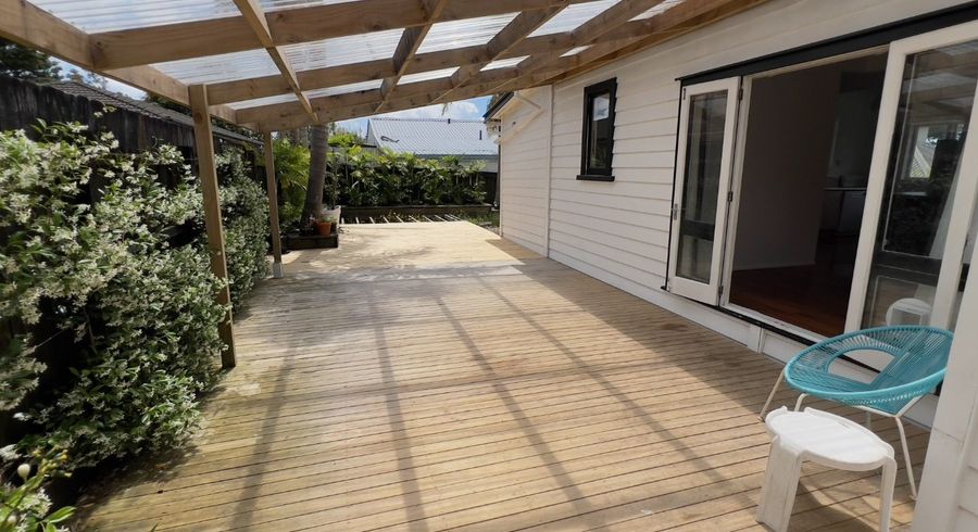  at 11 Rimu Street, New Lynn, Auckland