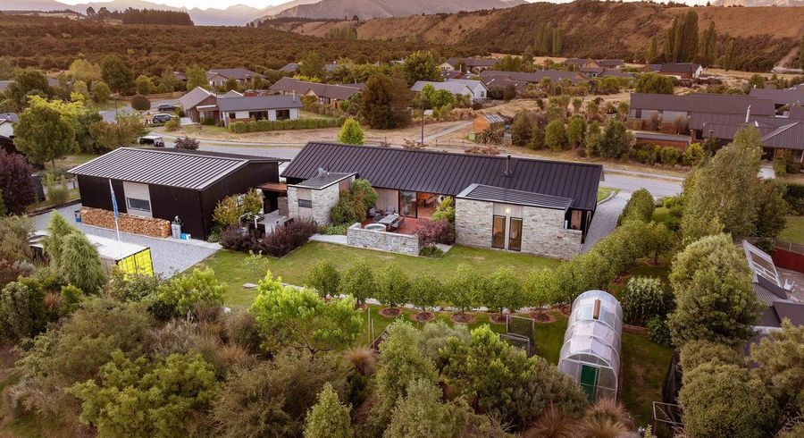  at 3 Hikuwai Drive, Wanaka, Wanaka, Otago