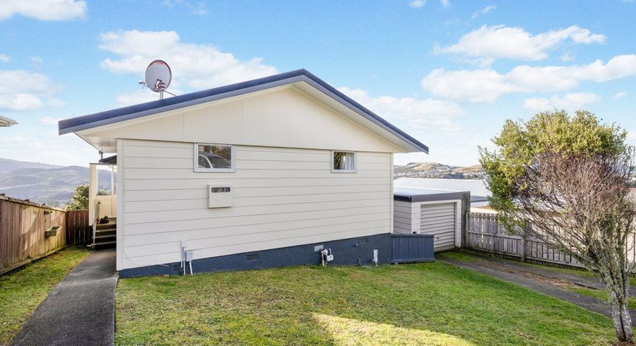  at 63 Ruskin Road, Newlands, Wellington