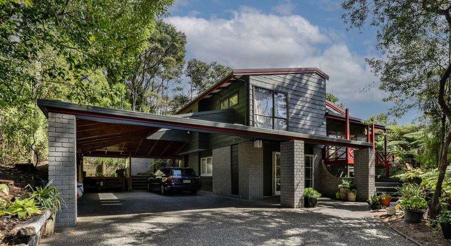  at 1 Kaurimu Rise, Titirangi, Auckland