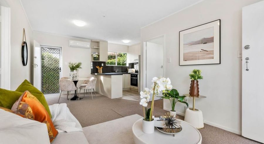  at 8/62 Grange Road, Mount Eden, Auckland City, Auckland