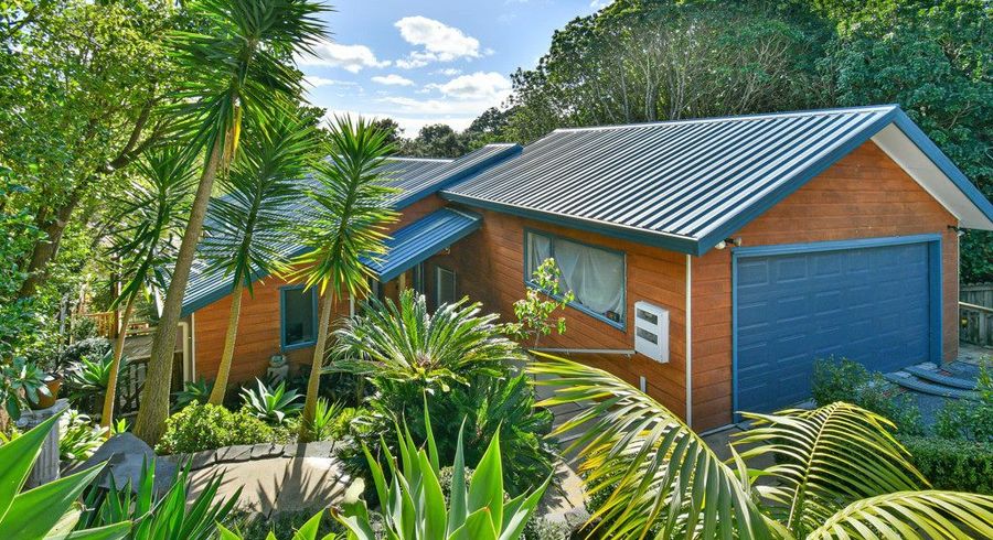  at 18 Gibbs Crescent, Red Hill, Papakura