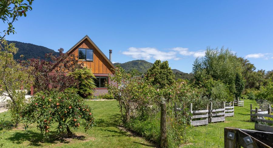  at 20 Onekaka Iron Works Road, Onekaka