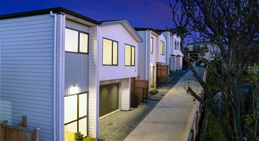  at 21C&D Barron Drive, Green Bay, Waitakere City, Auckland