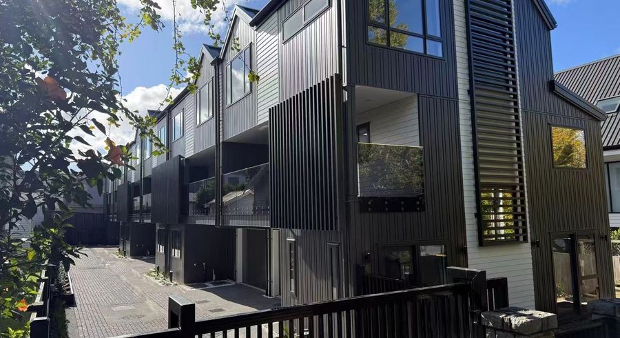  at 35D Beckenham Avenue, Royal Oak, Auckland City, Auckland