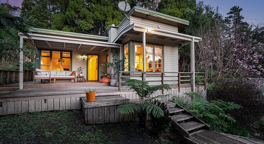  at 802 West Coast Road, Oratia, Auckland
