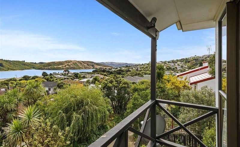  at 4 Kinloch Place, Papakowhai, Porirua, Wellington