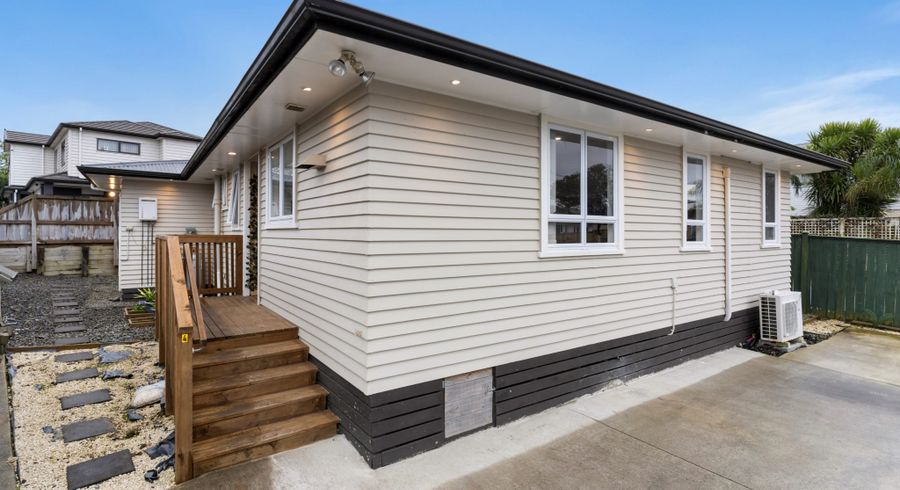  at 4 RAYMOND Road, Papatoetoe, Auckland
