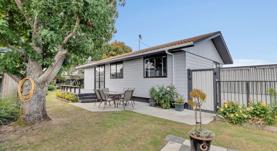  at 6 Mercury Street, Milson, Palmerston North