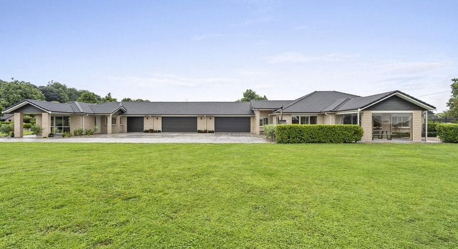  at 35 Riverside Lane, Karapiro, Cambridge