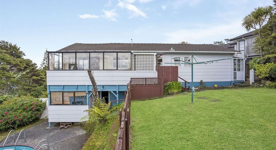  at Torbay, North Shore City, Auckland