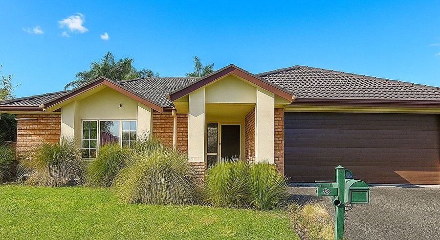  at 86 Hillwell Drive, Henderson, Waitakere City, Auckland
