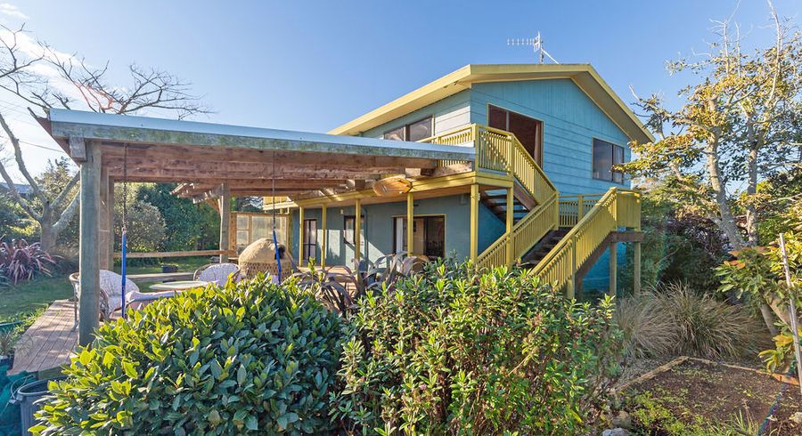  at 128 Barnett Avenue, Best Island, Richmond