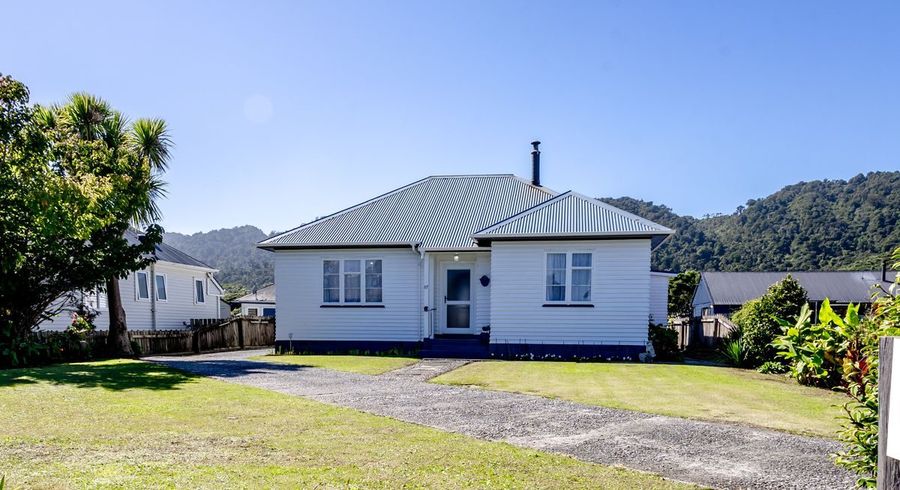  at 37 Firth Street, Cobden, Grey, West Coast
